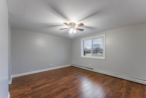 Tiny photo for 11128 S 84th Avenue #2B, Palos Hills, IL 60465 (MLS # 12538764)