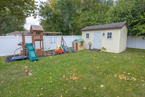 Tiny photo for 613 Westnedge Road, Joliet, IL 60435 (MLS # 12499478)
