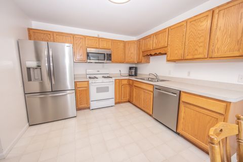 Tiny photo for 613 Westnedge Road, Joliet, IL 60435 (MLS # 12499478)
