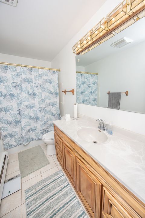 Tiny photo for 613 Westnedge Road, Joliet, IL 60435 (MLS # 12499478)