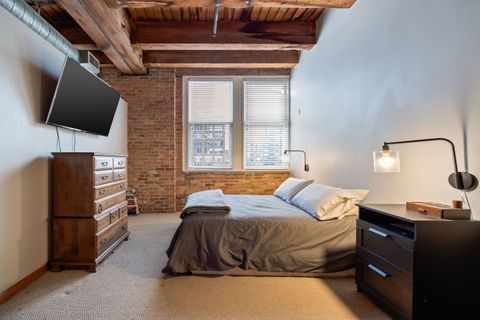 Tiny photo for 732 S Financial Place #503, Chicago, IL 60605 (MLS # 12583687)