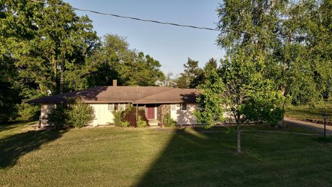 Photo of 514 N Walnut Street, West Frankfort, IL 62896 (MLS # 12593682)