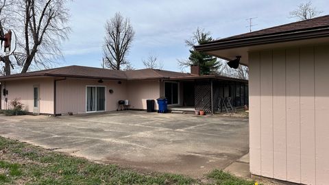 Tiny photo for 514 N Walnut Street, West Frankfort, IL 62896 (MLS # 12593682)