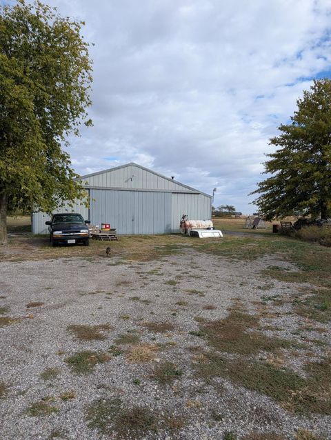 Tiny photo for 466 County Road 100 N, Sadorus, IL 61872 (MLS # 12501242)