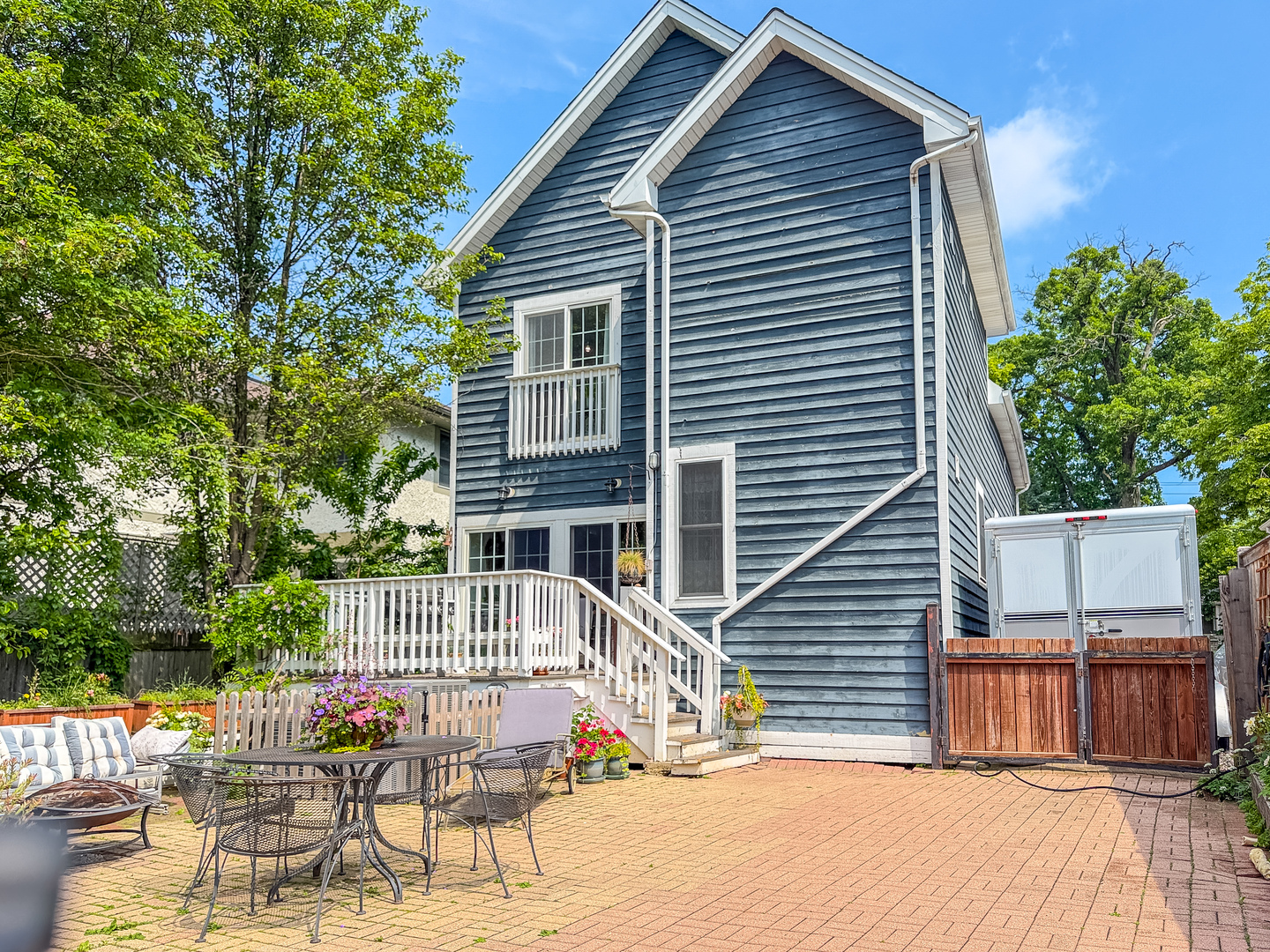 882 Willow Road