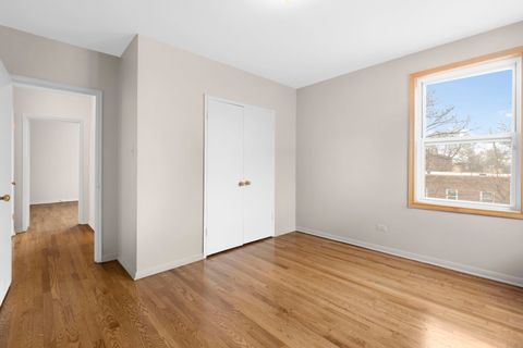 Tiny photo for 2615 W Fitch Avenue #3A, Chicago, IL 60645 (MLS # 12578782)