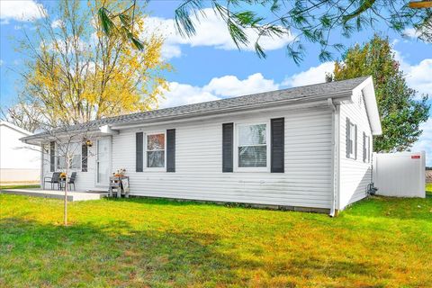 Tiny photo for 305 N Church Street, Carlock, IL 61725 (MLS # 12512015)