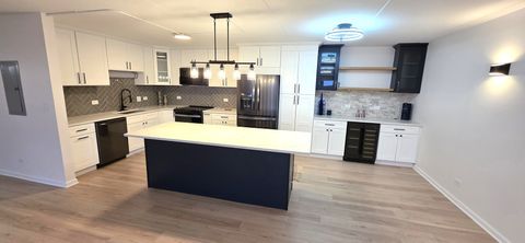 Tiny photo for 375 PLUM CREEK Drive #412, Wheeling, IL 60090 (MLS # 12604167)