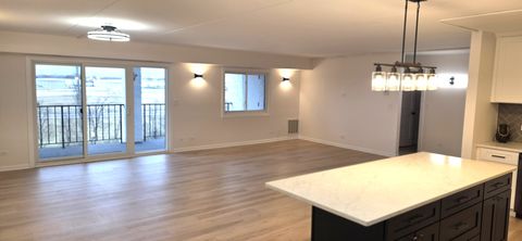 Tiny photo for 375 PLUM CREEK Drive #412, Wheeling, IL 60090 (MLS # 12604167)