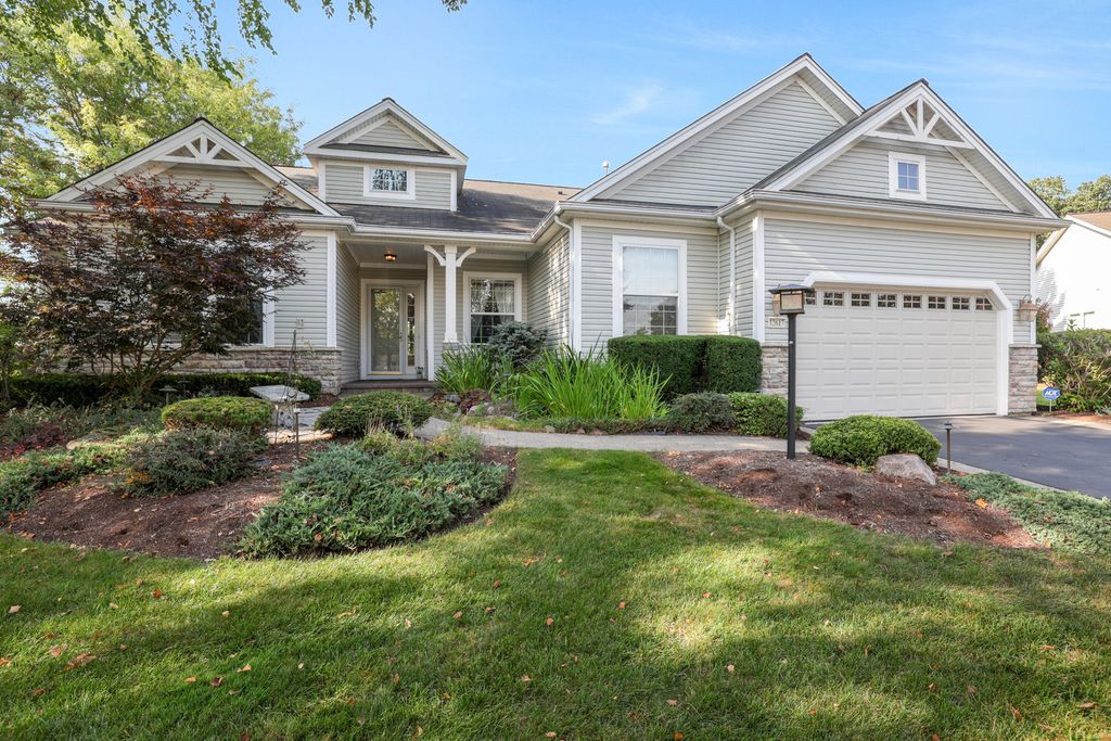 Photo for 12617 Mulberry Court, Huntley, IL 60142 (MLS # 12479081)