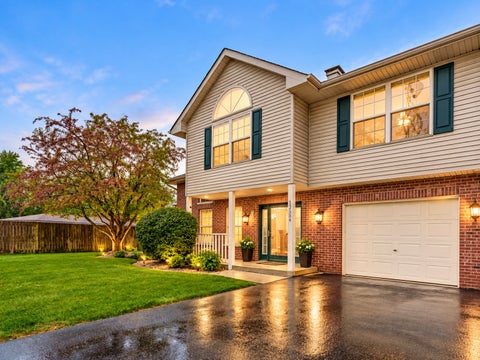 Photo of 12554 S Arbor Drive, Alsip, IL 60803 (MLS # 12774643)