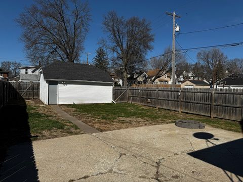 Tiny photo for 1431 29th Avenue, Moline, IL 61265 (MLS # 12596150)
