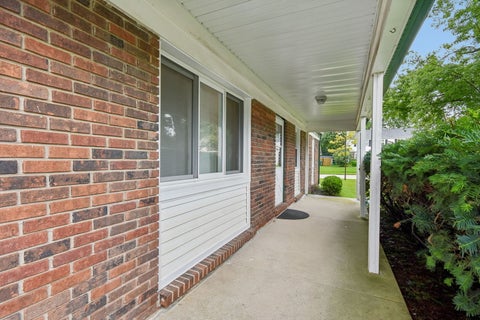 Tiny photo for 930 Dorncliff Lane, Buffalo Grove, IL 60089 (MLS # 12727818)
