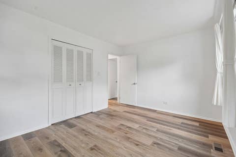 Tiny photo for 930 Dorncliff Lane, Buffalo Grove, IL 60089 (MLS # 12727818)