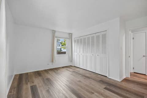 Tiny photo for 930 Dorncliff Lane, Buffalo Grove, IL 60089 (MLS # 12727818)