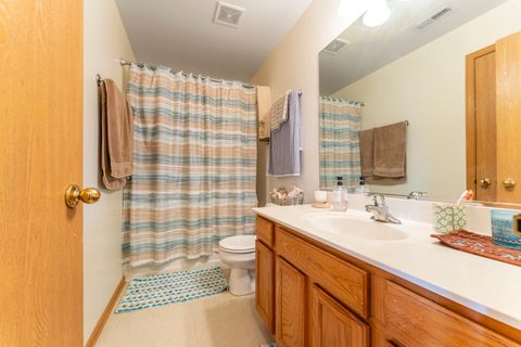 Tiny photo for 247 Evergreen Circle, Gilberts, IL 60136 (MLS # 12578517)