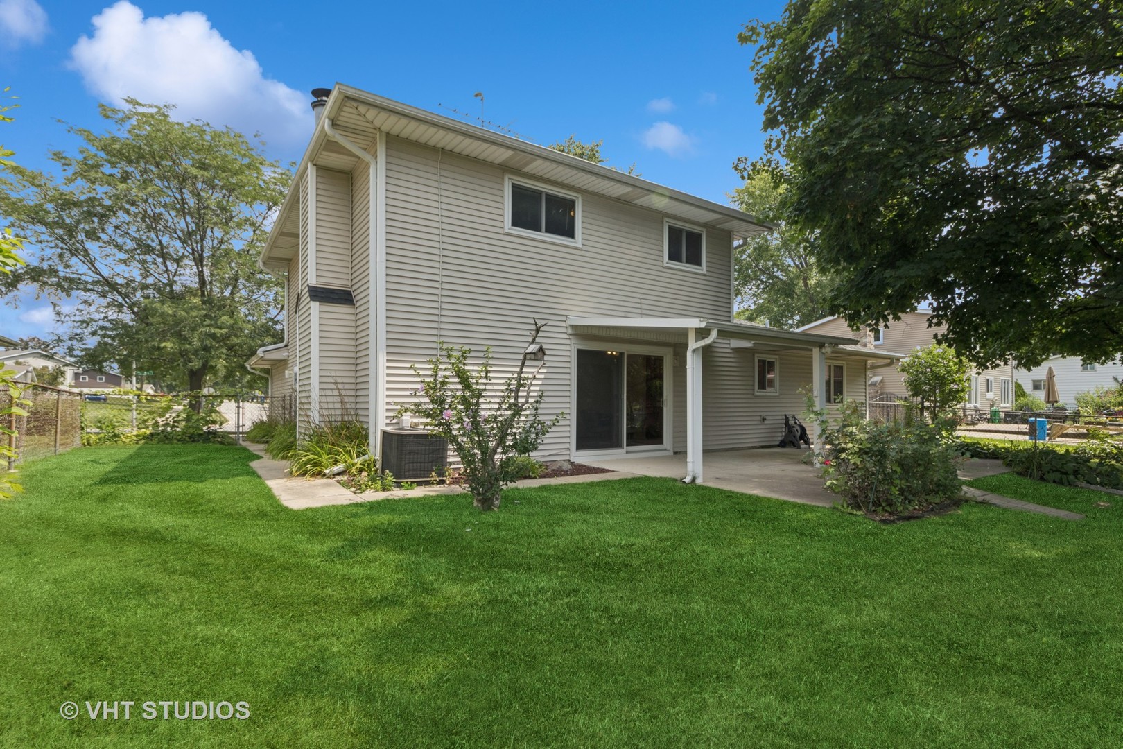 1027 Duxbury Lane