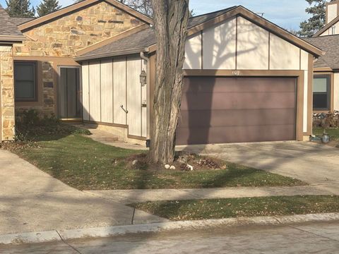 1129 Oakview Drive Wheaton IL 60187