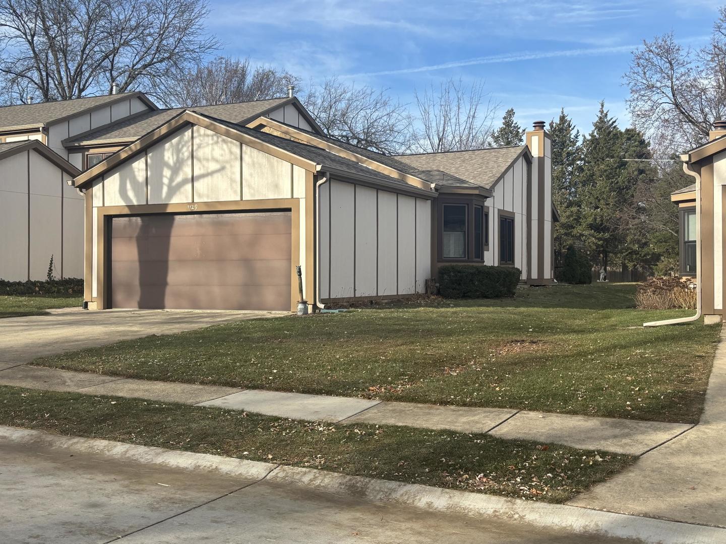 1129 Oakview Drive