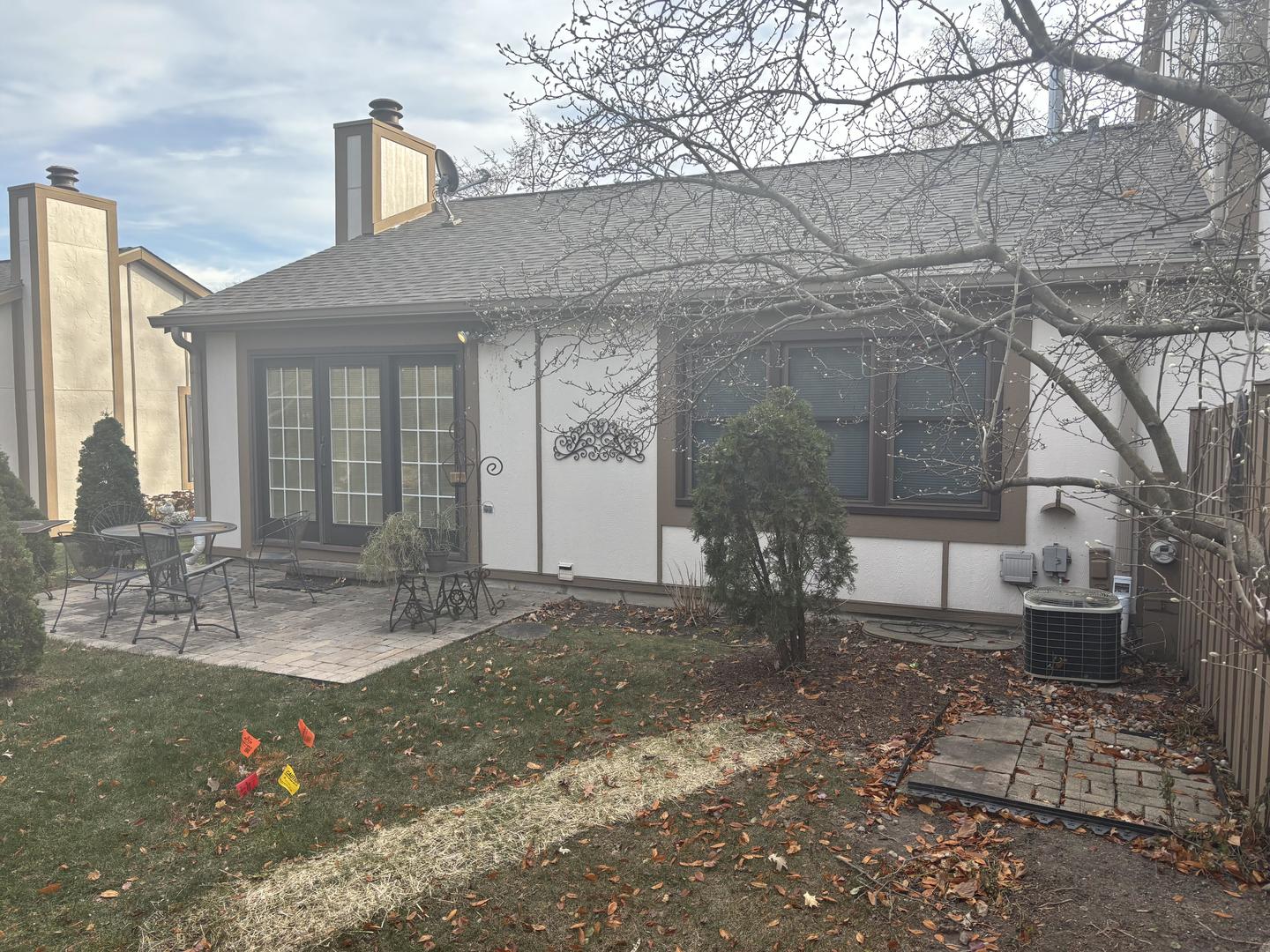 1129 Oakview Drive