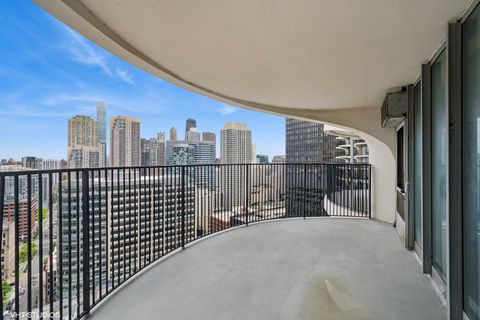 Tiny photo for 300 N State Street #3205, Chicago, IL 60654 (MLS # 12476452)
