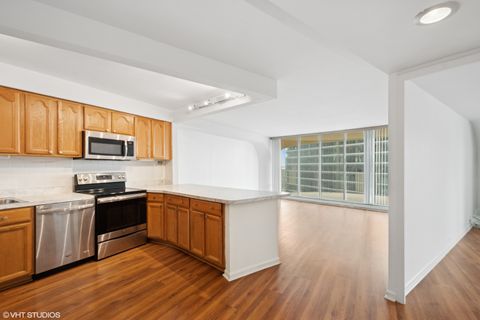 Tiny photo for 300 N State Street #3205, Chicago, IL 60654 (MLS # 12476452)