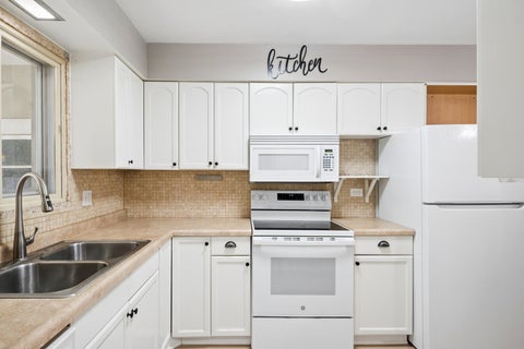 Tiny photo for 1502 Johnstown Court, Wheaton, IL 60189 (MLS # 12768307)