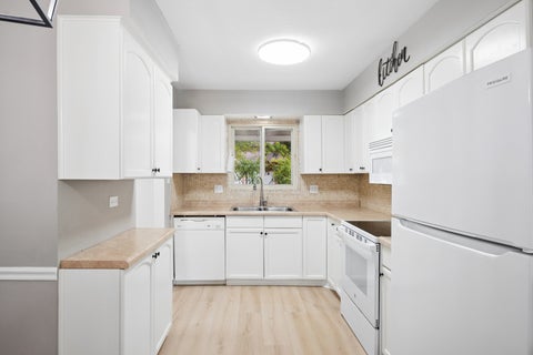 Tiny photo for 1502 Johnstown Court, Wheaton, IL 60189 (MLS # 12768307)
