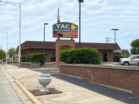 25 E 16th Street Chicago Heights IL 60411