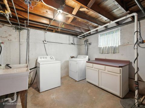 Tiny photo for 328 Morris Avenue, Bellwood, IL 60104 (MLS # 12466293)