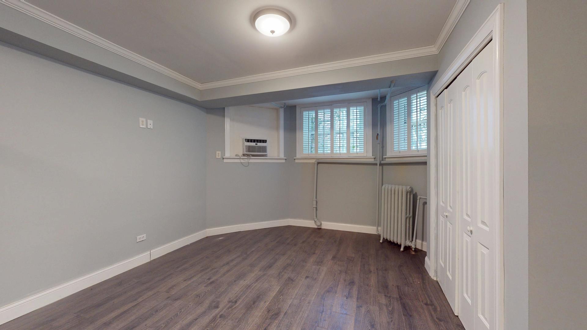 21 E DIVISION Street GDNN