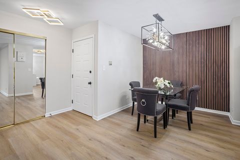 Tiny photo for 1454 N Elmhurst Road #102B, Mount Prospect, IL 60056 (MLS # 12547877)