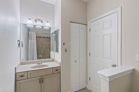 Tiny photo for 360 Promontory Lane #D, Wauconda, IL 60084 (MLS # 12575641)