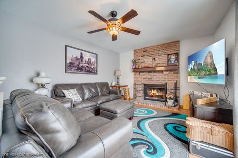 Tiny photo for 1465 Bridgeport Lane, Aurora, IL 60504 (MLS # 12494049)