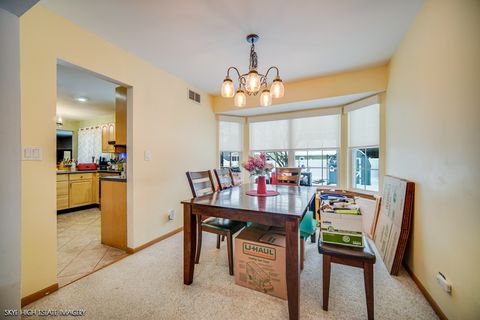 Tiny photo for 1465 Bridgeport Lane, Aurora, IL 60504 (MLS # 12494049)