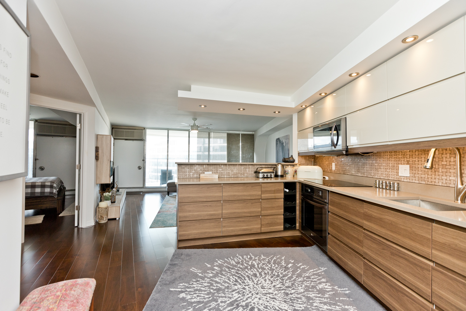 300 N State Street 5402