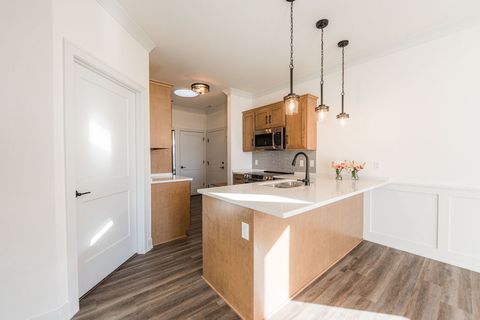 Tiny photo for 60 Kloe Lane #60, Sycamore, IL 60178 (MLS # 12494973)