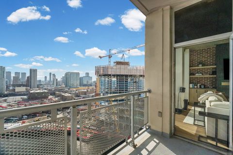 Tiny photo for 700 N Larrabee Street #1613, Chicago, IL 60654 (MLS # 12572130)