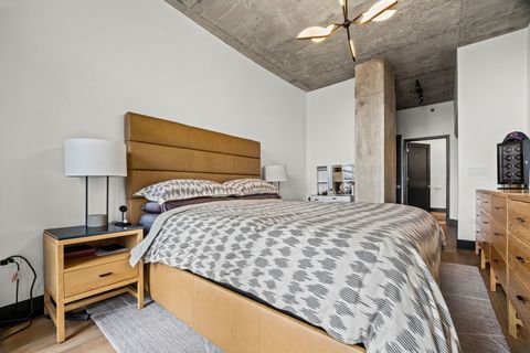 Tiny photo for 700 N Larrabee Street #1613, Chicago, IL 60654 (MLS # 12572130)