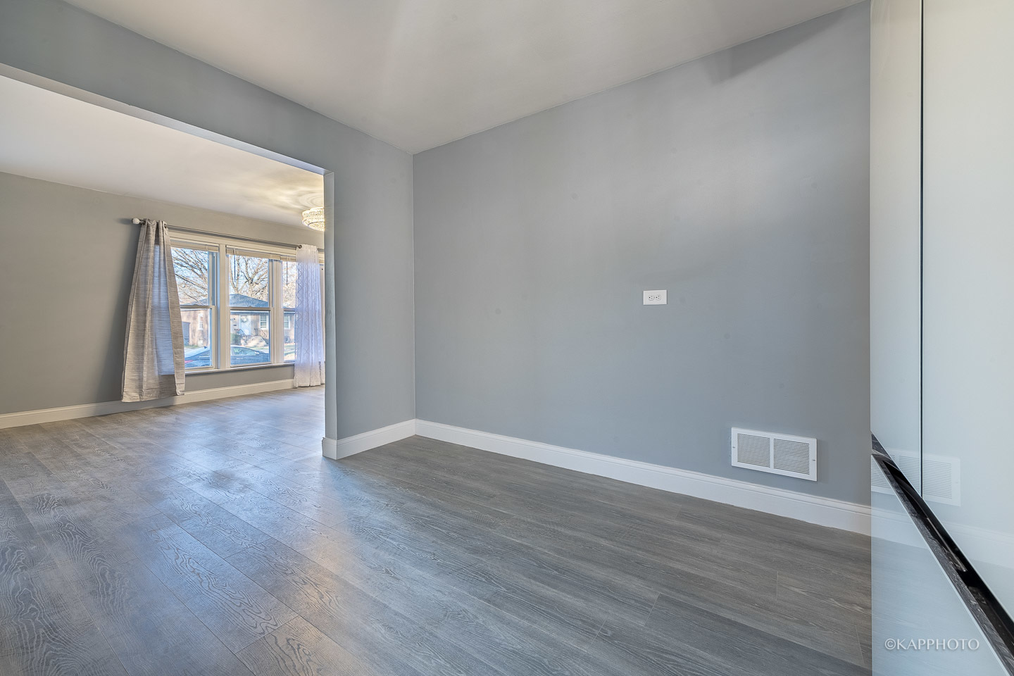 519 W 125th Place