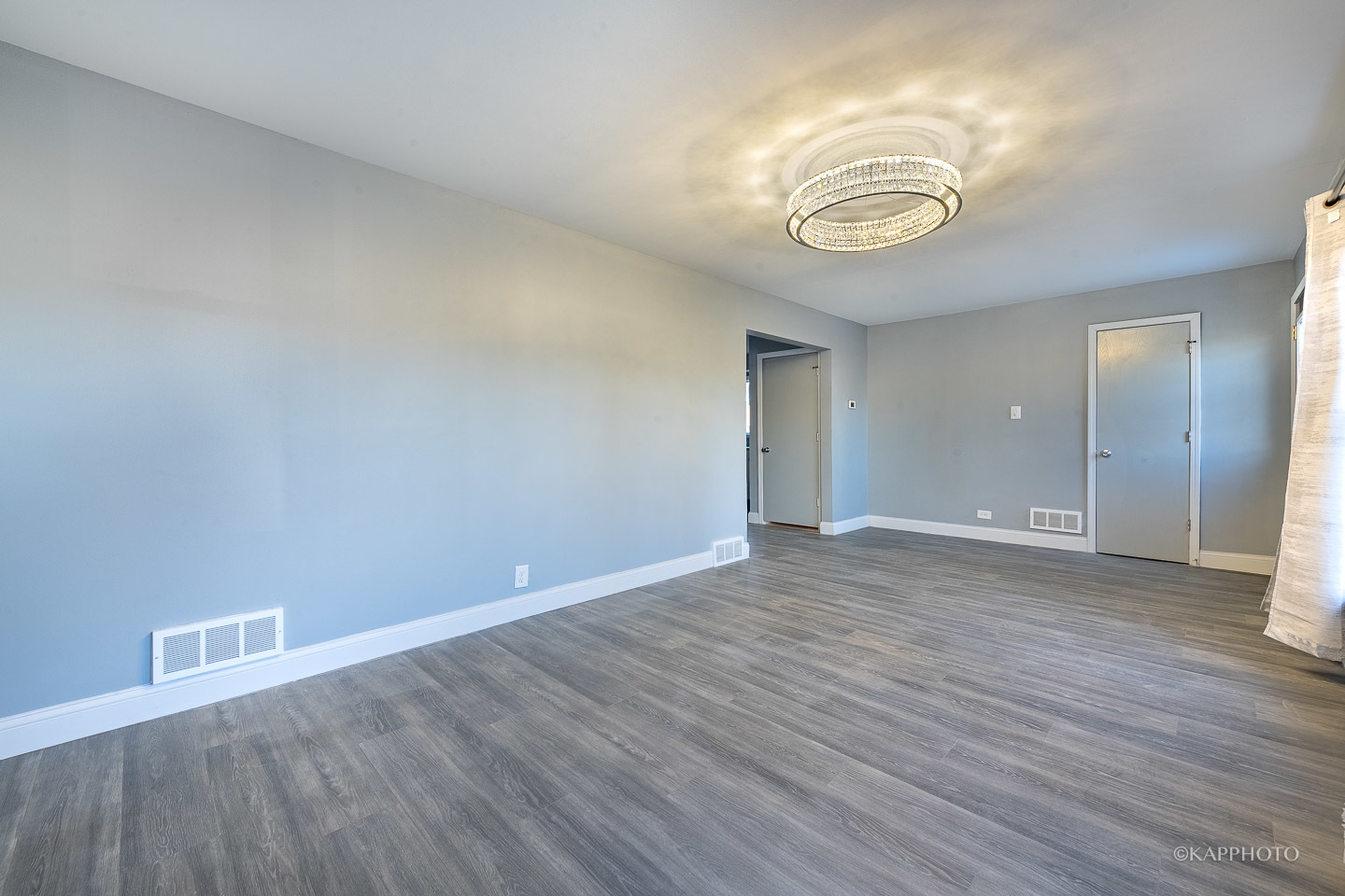 519 W 125th Place