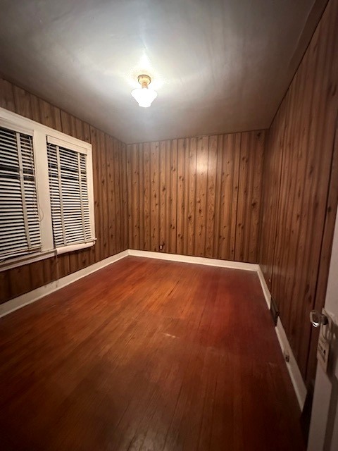 3725 N Newland Avenue