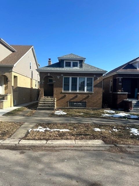 3725 N Newland Avenue Chicago IL 60634