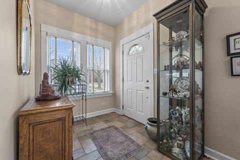 Tiny photo for 114 S Elm Street, Mount Prospect, IL 60056 (MLS # 12585660)