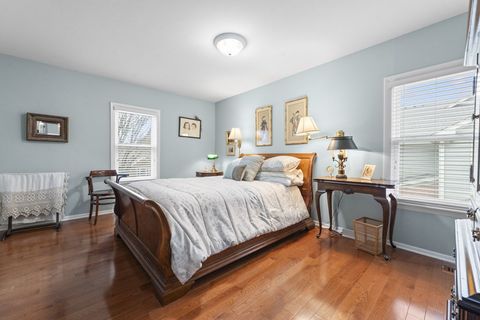 Tiny photo for 114 S Elm Street, Mount Prospect, IL 60056 (MLS # 12585660)