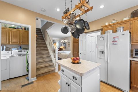 Tiny photo for 114 S Elm Street, Mount Prospect, IL 60056 (MLS # 12585660)