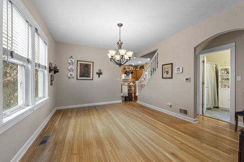 Tiny photo for 114 S Elm Street, Mount Prospect, IL 60056 (MLS # 12585660)