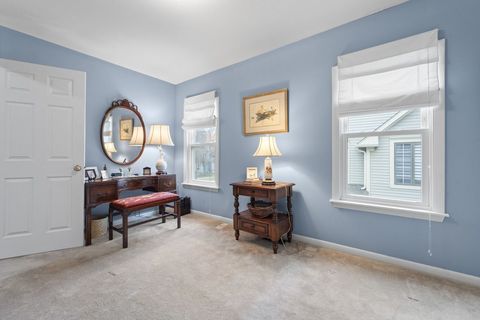 Tiny photo for 114 S Elm Street, Mount Prospect, IL 60056 (MLS # 12585660)