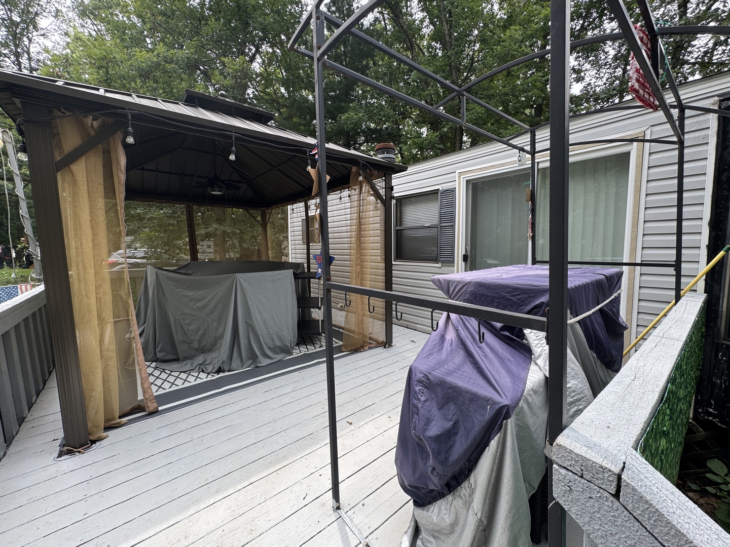 3-202 Woodhaven Lakes