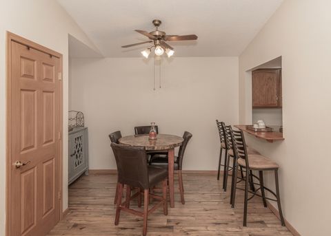 Tiny photo for 3260 Parkwild Drive #3D, Bettendorf, IA 52722 (MLS # 12560041)